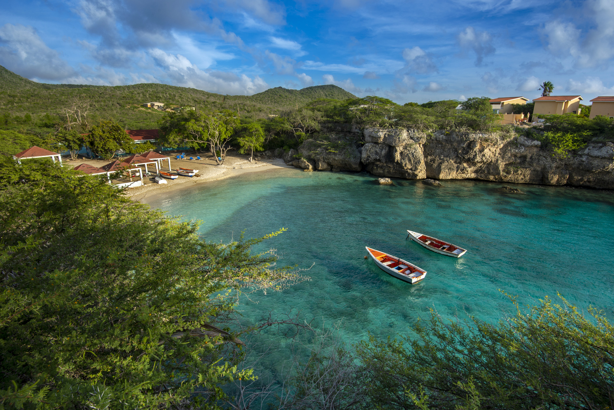 6 Best Caribbean Islands to Visit in March (2023 Reviews)
